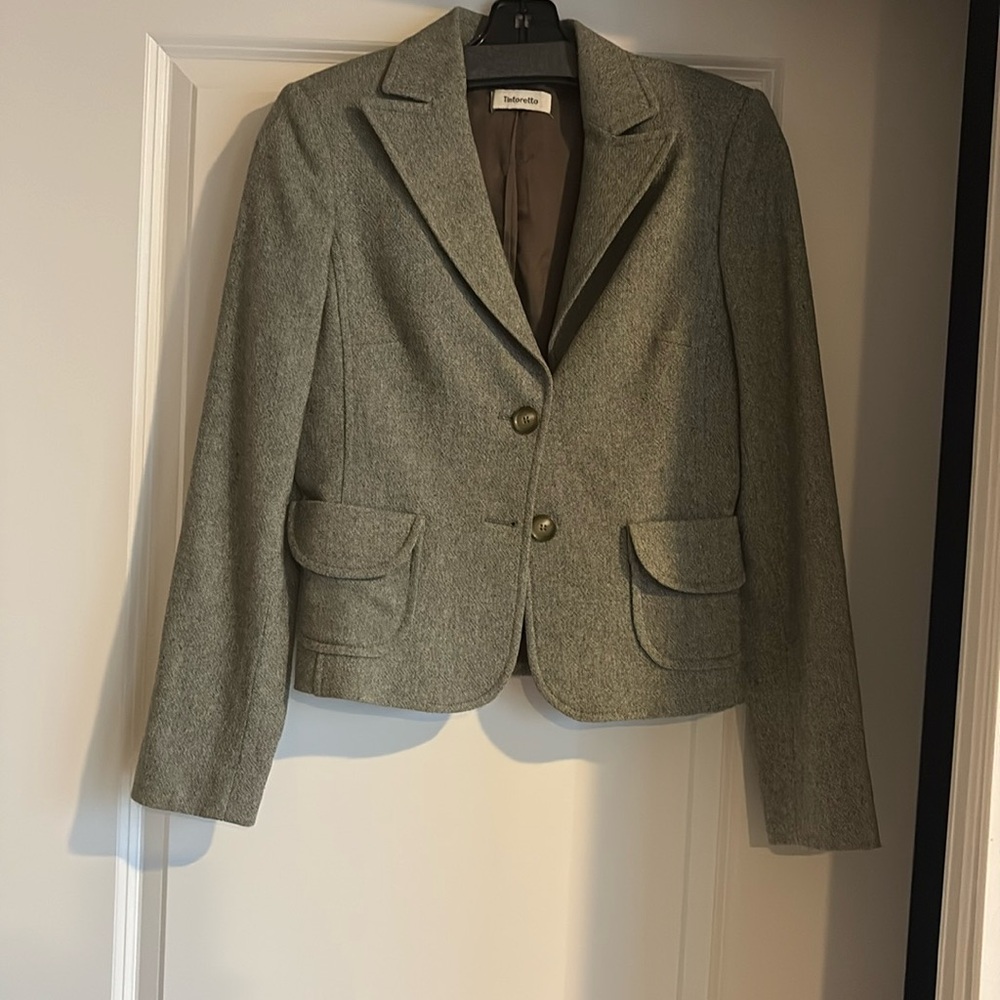 Wool/polyester size (French 36); US 2 blazer designed by Tintoretto